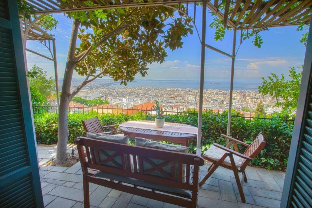 Ano Poli Stay With Private Terrace And View Солун Екстериор снимка
