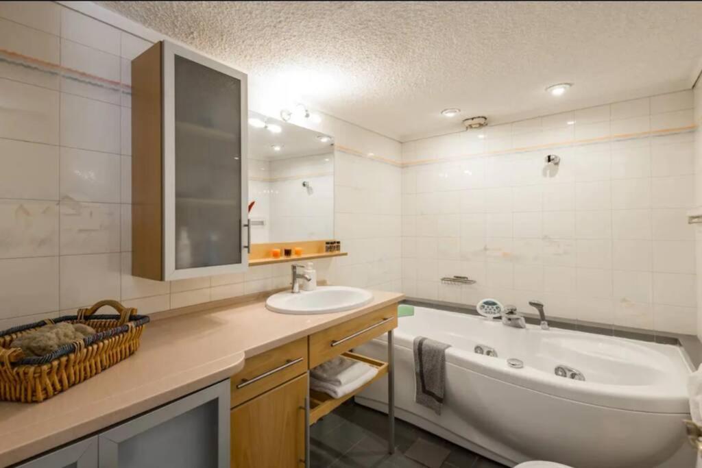 Ano Poli Stay With Private Terrace And View Солун Екстериор снимка